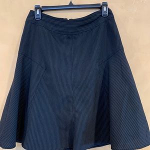 Express Women's Size 6 Black striped Skirt